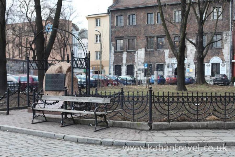 Tours, Krakow, Cemetery In The Square () [Krakow]