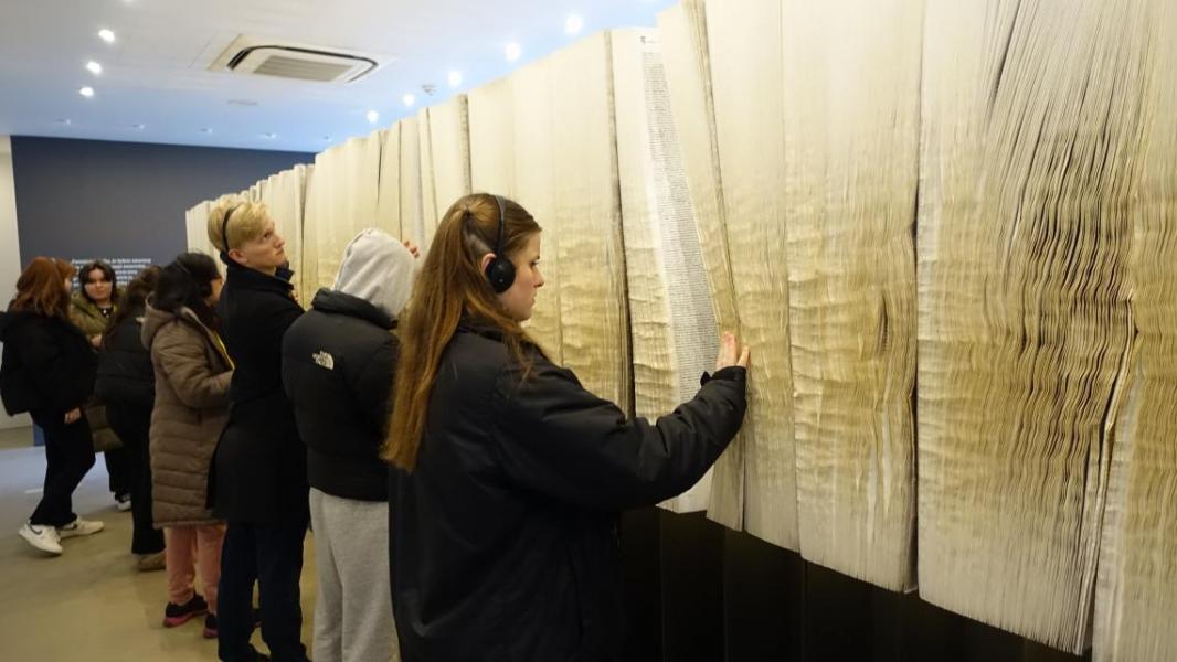 Chigwell School Nov 25 (09 Mar 2025) [Auschwitz]