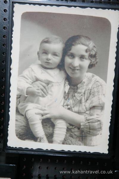 Birkenau, Tours, Concentration Camps, Photo, Mother and Child () [Birkenau]