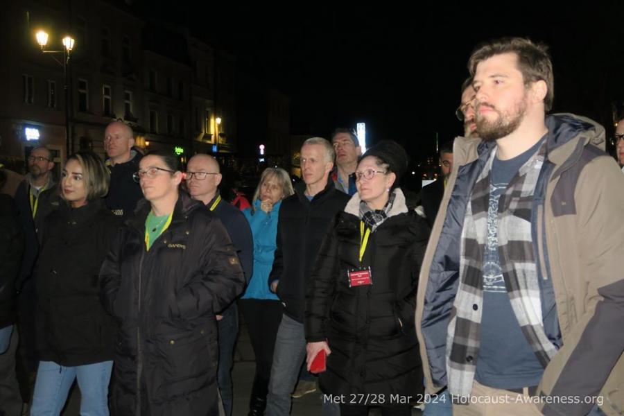 Met 27 28 Mar 2024 (29 Mar 2024) [Groups]